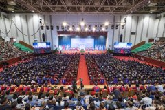 西安交通大学3567名研究生毕业