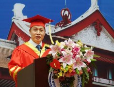 天津大学校长钟登华寄语研究生：做新时代快乐的奉献者